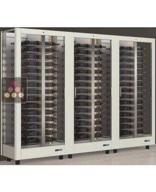 Combiné de 3 vitrines à vin professionnelles multi-usages - 3 cotés vitrés - Habillage magnétique interchangeable - Bouteilles horizontales CALICE DESIGN