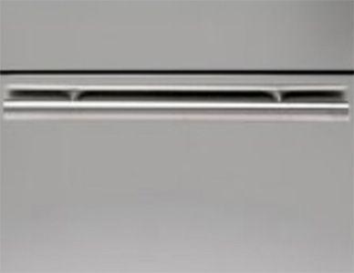 Avec poignées horizontales inox