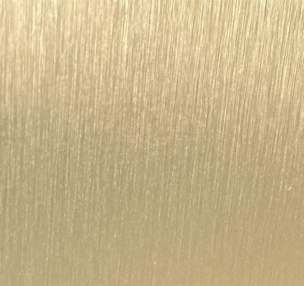 Habillage bois recouvert d'un stratifié effet Or satiné